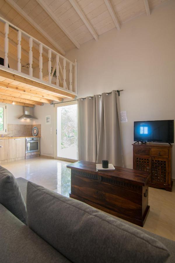 Villa Elaia Suites & Apartments No.7 ไกออส ภายนอก รูปภาพ